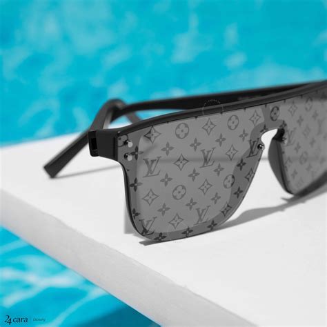 lv zonnebril heren prijs|Sunglasses for Men: Designer Sunwear & Shades.